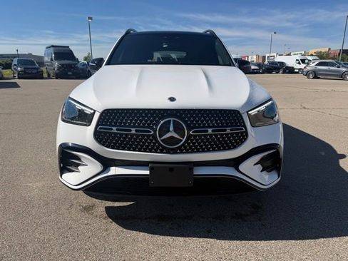Used 2024 Mercedes-Benz GLE 450 4MATIC w/ AMG Line Exterior image 9