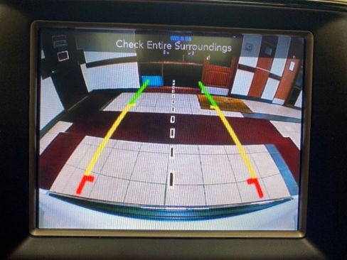 Used 2017 Jeep Grand Cherokee Overland image 32