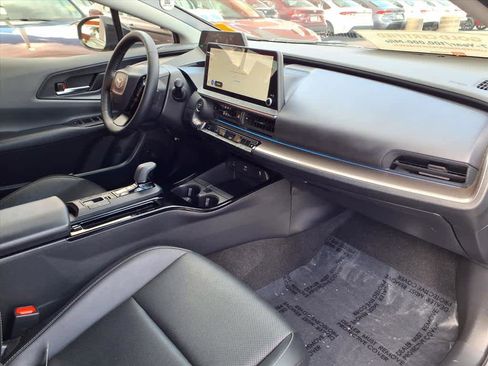 Certified 2024 Toyota Prius XLE image 21