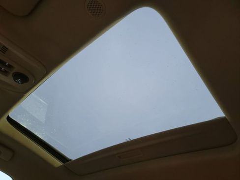 Used 2016 Chevrolet Equinox LTZ w/ Enhanced Convenience Package image 17