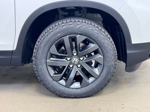 New 2026 Honda Ridgeline Sport image 4