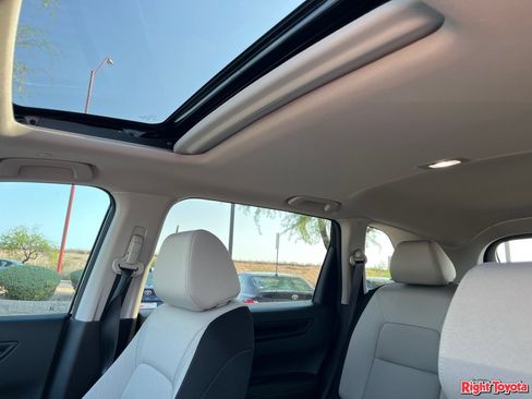 Used 2026 Honda CR-V EX image 31