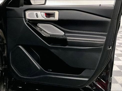 Used 2023 Ford Explorer ST w/ Technology Package image 22