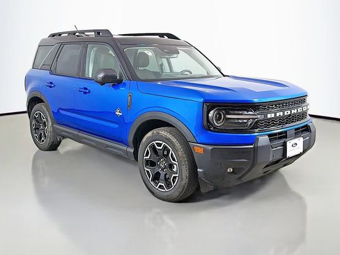 Used 2025 Ford Bronco Sport Outer Banks w/ Outer Banks Tech Package+ AWD/4WD image 43