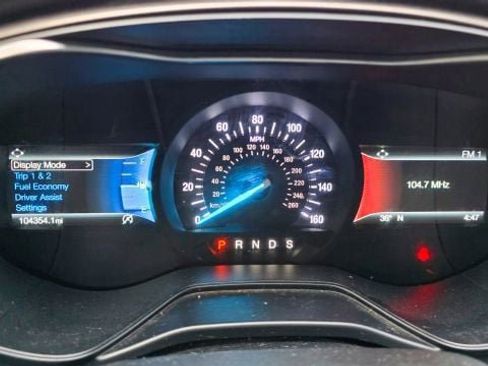 Used 2019 Ford Fusion SEL image 23