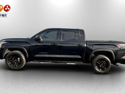 Used 2023 Toyota Tundra SR5 image 7