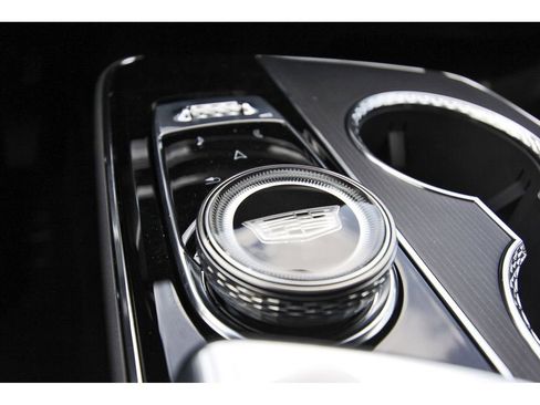 New 2026 Cadillac Lyriq Sport image 20