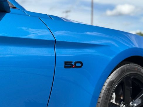 Used 2021 Ford Mustang GT RWD image 40