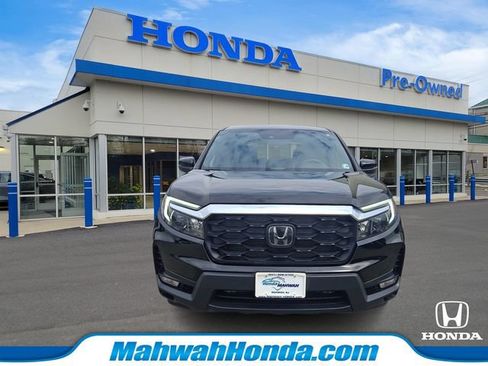 Used 2023 Honda Passport EX-L image 2