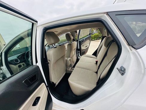 Used 2019 Ford Fiesta SE FWD image 16