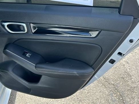 Used 2024 Honda Civic Touring image 12