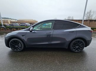 Used 2023 Tesla Model Y Long Range video 2