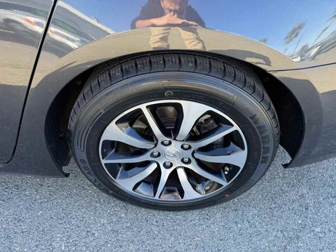 Used 2016 Acura TLX image 40