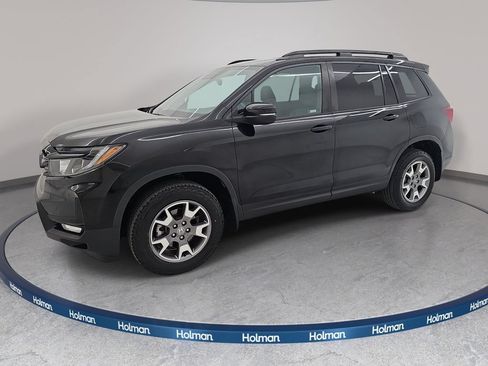 Used 2023 Honda Passport TrailSport image 11