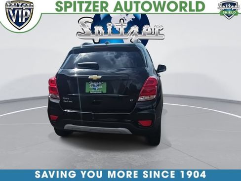 Used 2020 Chevrolet Trax LT w/ LT Convenience Package FWD image 8