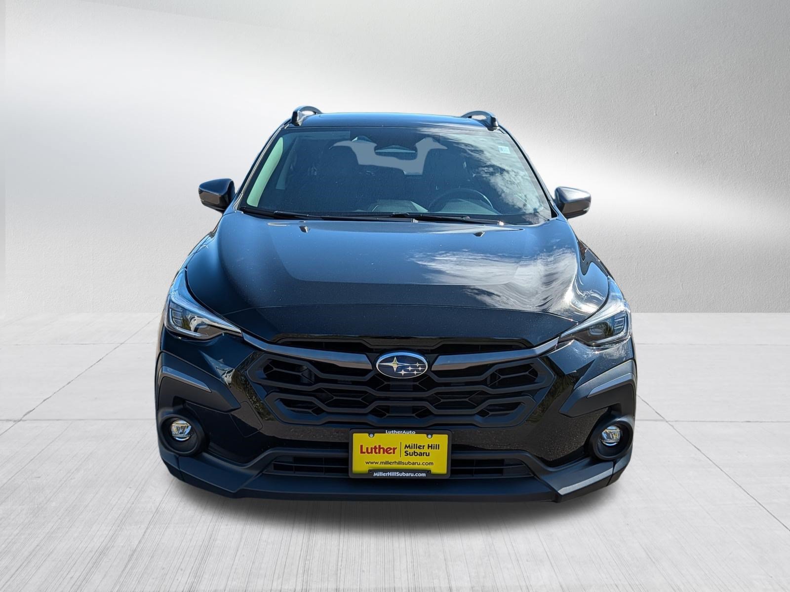 Used 2024 Subaru Crosstrek 2.5i Limited AWD/4WD image 2