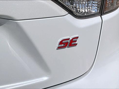 Used 2025 Toyota Corolla SE image 10