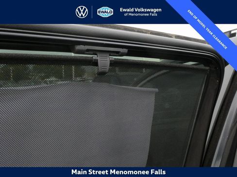 Certified 2025 Volkswagen Atlas SEL image 44