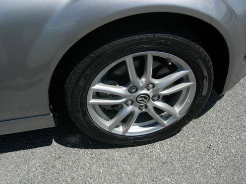 Used 2013 MAZDA MX-5 Miata Sport RWD image 9