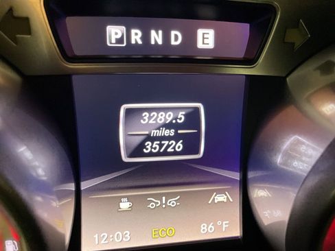Used 2013 Mercedes-Benz SL 550 image 12