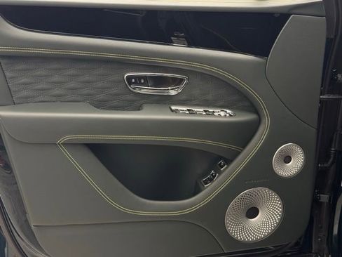 New 2026 Bentley Bentayga Speed image 9