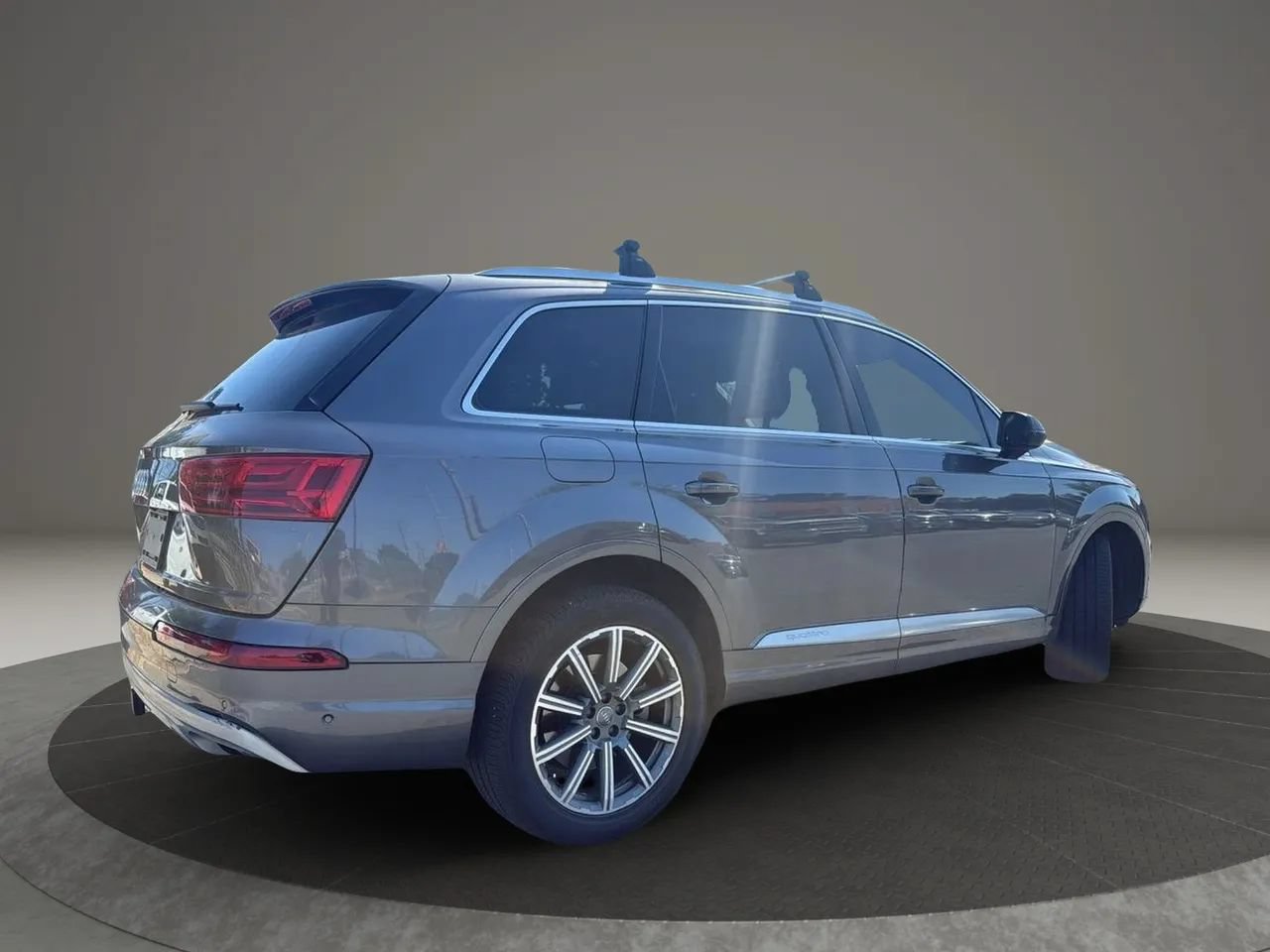 Used 2019 Audi Q7 3.0T Premium Plus w/ Premium Plus Package AWD/4WD image 6