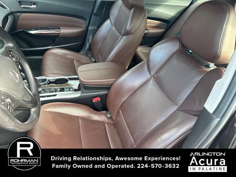 Used 2016 Acura TLX w/ Technology Package FWD image 9