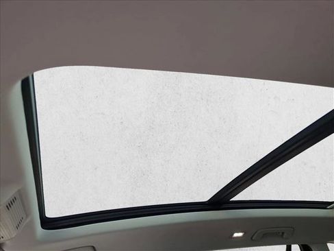 New 2026 Volkswagen Tiguan SE image 20