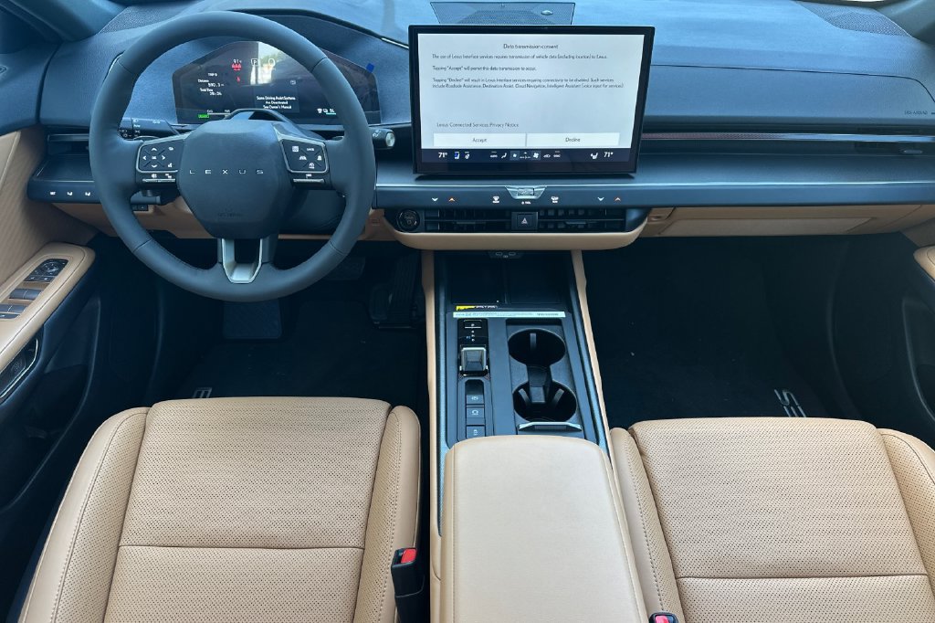 Used 2026 Lexus ES 350e w/ Convenience Package FWD image 13
