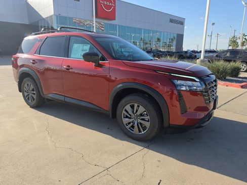New 2026 Nissan Pathfinder SV FWD image 9