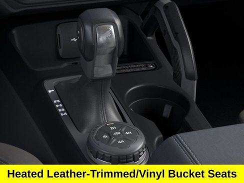 New 2025 Ford Bronco Outer Banks w/ Sasquatch Package image 17