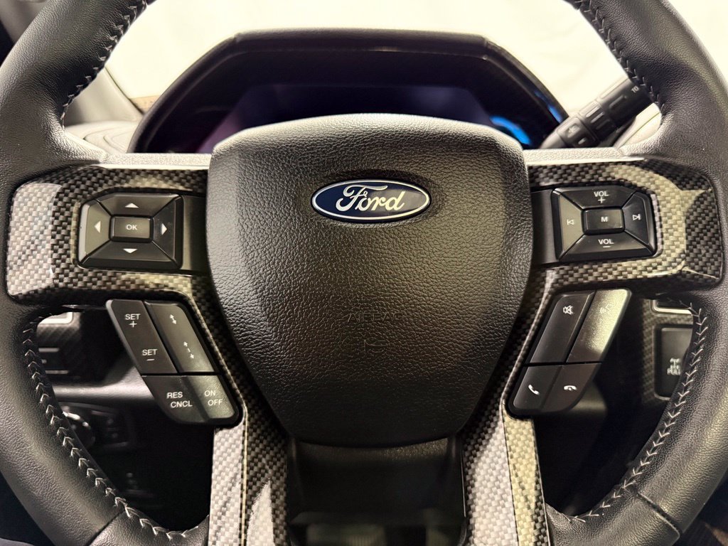 Used 2019 Ford F250 Lariat w/ Lariat Ultimate Package AWD/4WD image 46