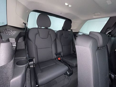 New 2025 Volvo XC90 T8 Core w/ Climate Package image 8