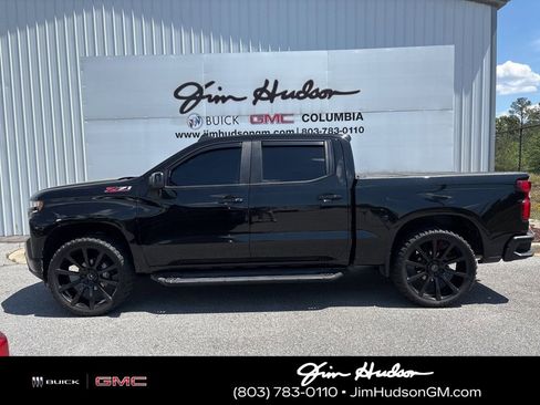 Used 2022 Chevrolet Silverado 1500 RST w/ Z71 Off-Road Package AWD/4WD image 2