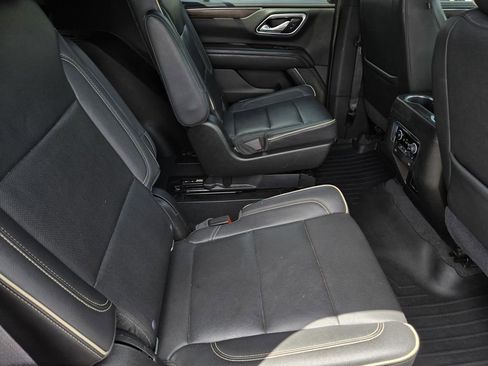 Used 2021 Chevrolet Tahoe Premier w/ Premium Package image 37