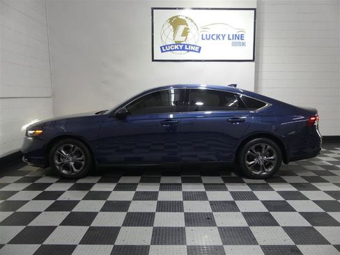 Used 2024 Honda Accord EX image 7