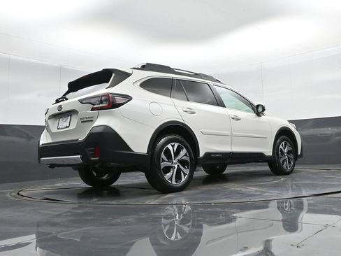 Used 2021 Subaru Outback Touring XT image 42