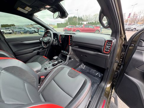 Used 2025 Ford Ranger Raptor AWD/4WD image 28