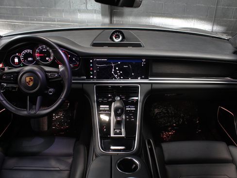 Used 2022 Porsche Panamera GTS AWD/4WD image 37