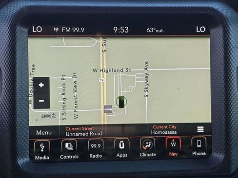 Used 2018 Jeep Wrangler Unlimited Sahara AWD/4WD image 28