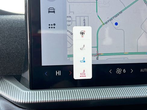 Used 2025 Ford Explorer ST image 21