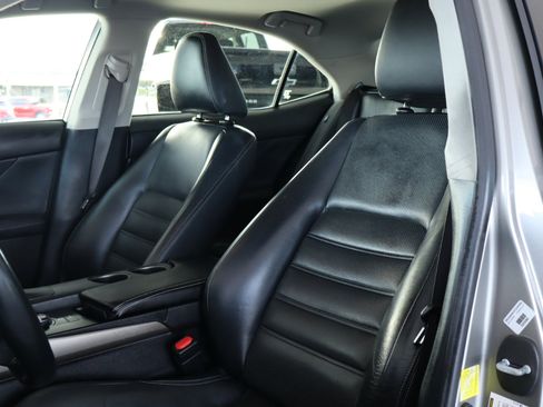 Used 2014 Lexus IS 250 AWD image 16