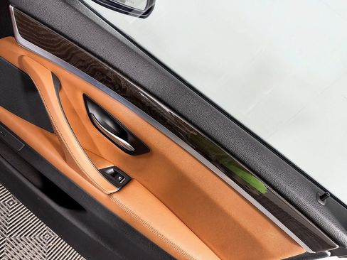 Used 2014 BMW 535d Sedan RWD image 46