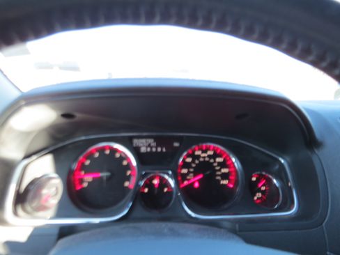 Used 2016 GMC Acadia SLE FWD image 24