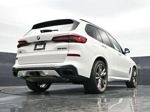 Used 2021 BMW X5 M50i AWD/4WD image 35