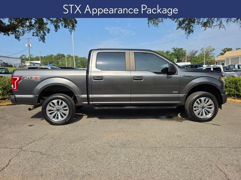 Used 2017 Ford F150 XL w/ Equipment Group 101A Mid AWD/4WD image 6