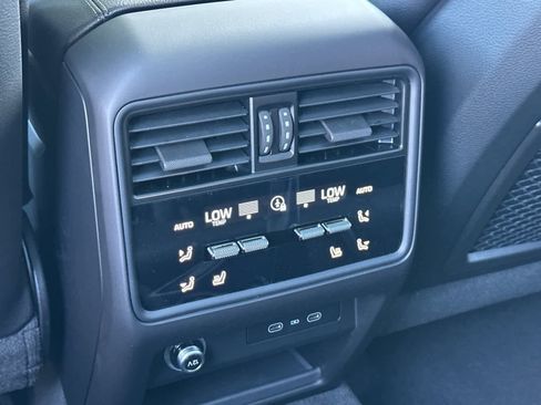 New 2026 Porsche Cayenne AWD/4WD image 14