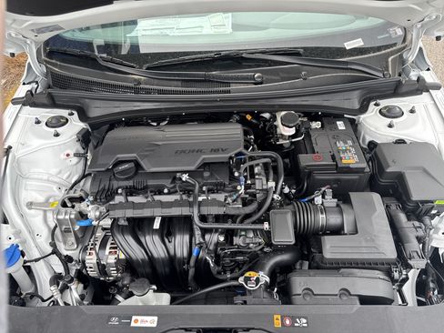 New 2026 Hyundai Elantra Sport FWD image 12