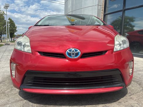 Used 2013 Toyota Prius Four w/ Deluxe Solar Roof Pkg FWD image 2