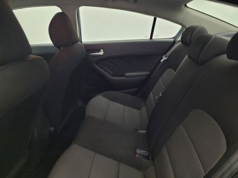Used 2018 Kia Forte LX FWD image 18